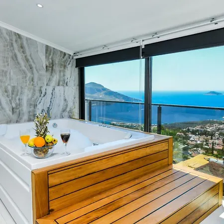 Villa Lux With Seaview And Jacuzzi