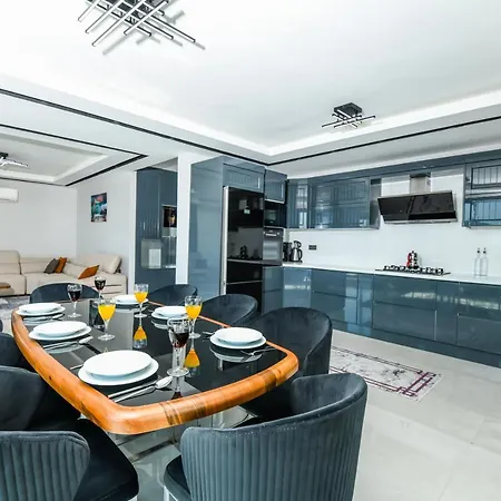 Villa Lux With Seaview And Jacuzzi