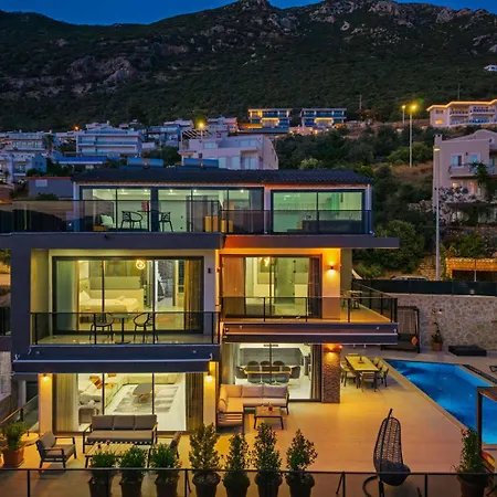 Villa Lux With Seaview And Jacuzzi *
