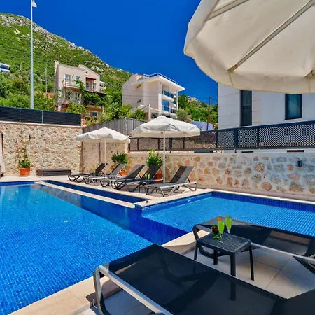 Lux With Seaview And Jacuzzi Kas