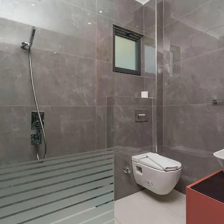 Lux With Seaview And Jacuzzi Villa