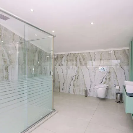 Lux With Seaview And Jacuzzi Villa *