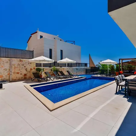 Villa Lux With Seaview And Jacuzzi Kas